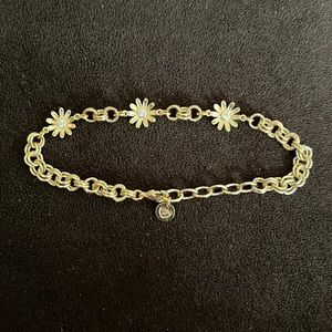 Gold Daisy Bracelet - Tess + Tricia NWOT